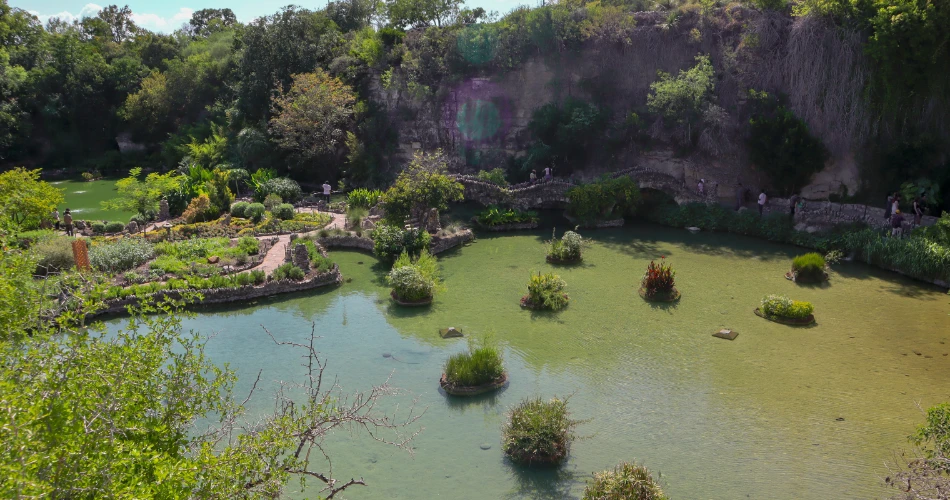 Explore San Antonio: Must-See Attractions & Hidden Gems