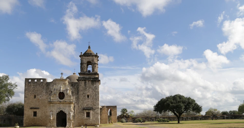 Tempat Terbaik untuk Dilawati di San Antonio untuk Pelancong Kali Pertama