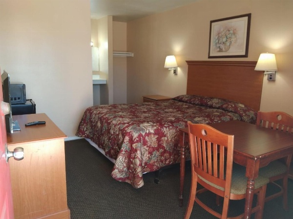 American Motel image 1